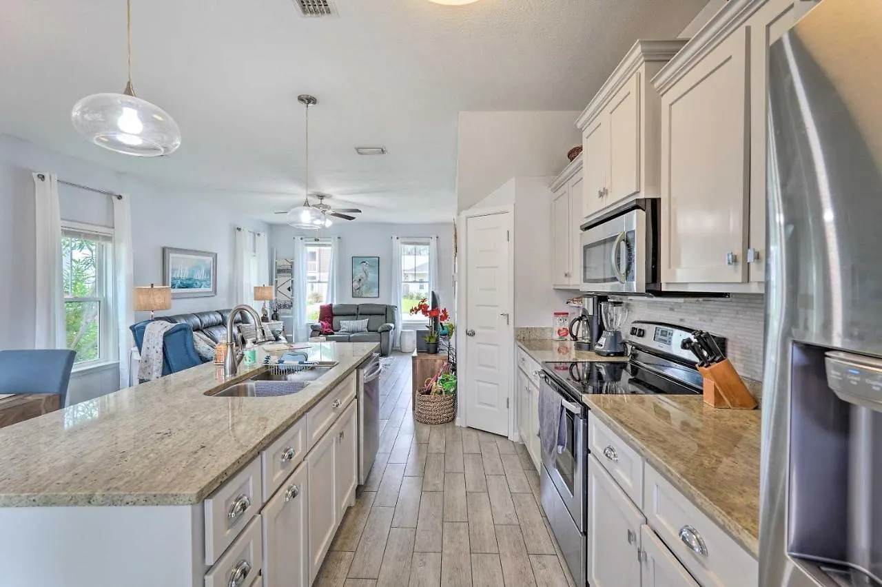 Modern Pcb Home With Private Yard And Pool Access Panama City Beach
